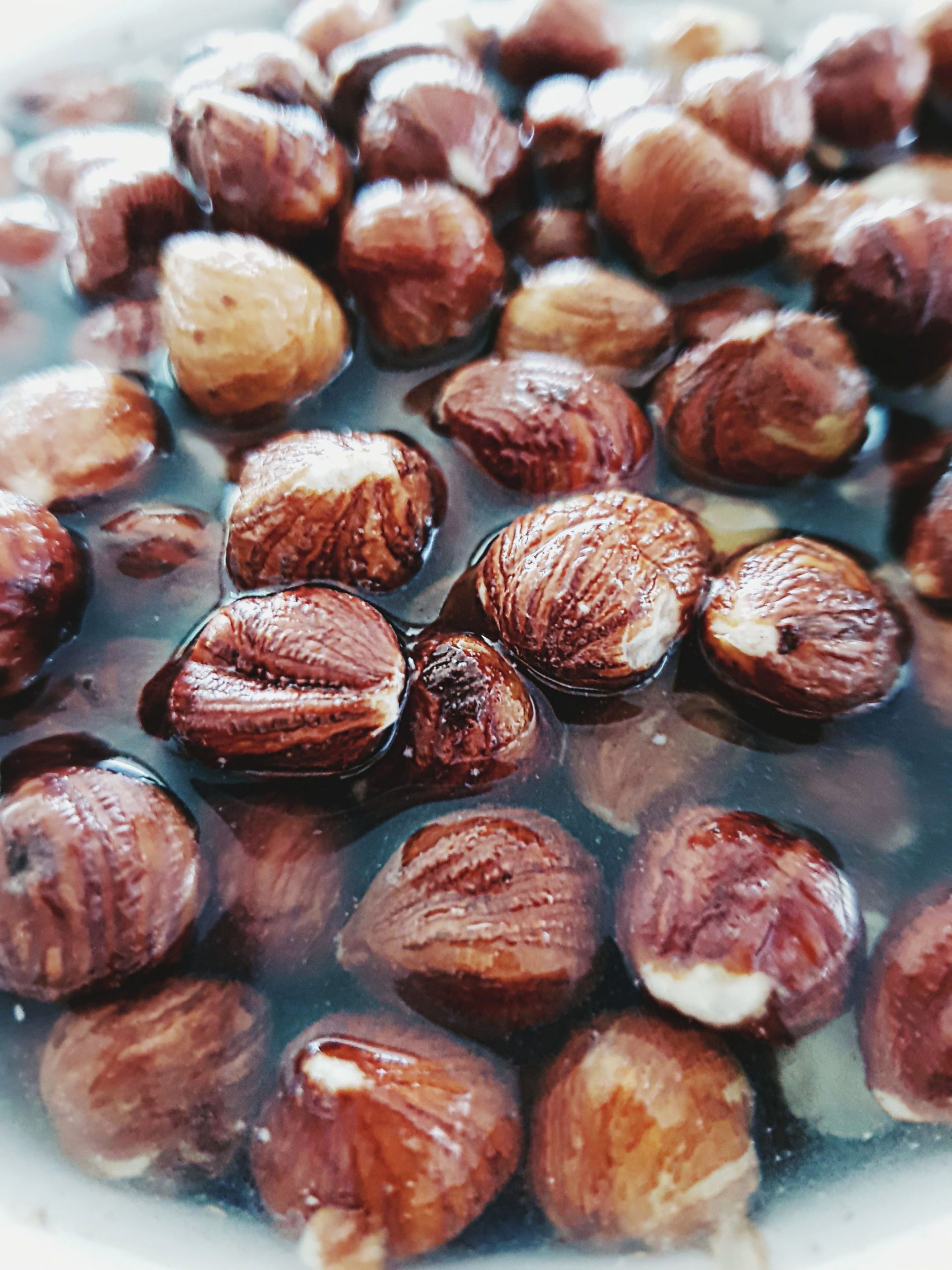 Soak the nuts in water for 2 hrs
